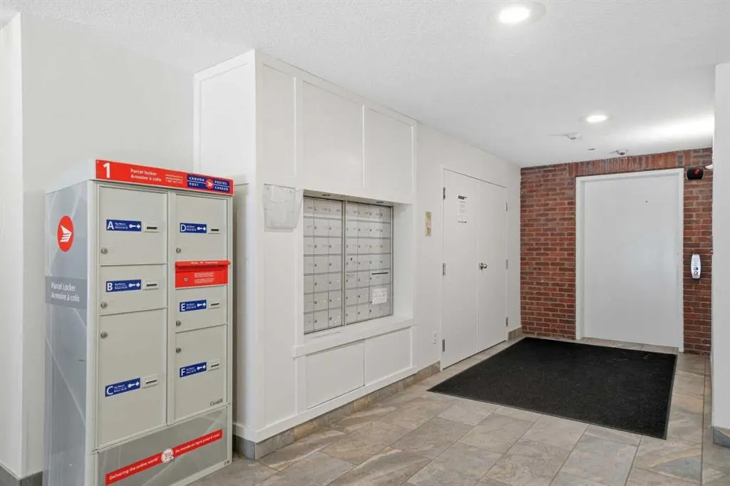 279 Copperpond Common SE #4201