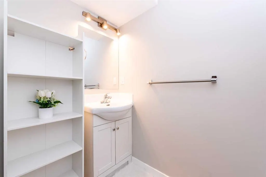 3029 Rundleson Road NE #34