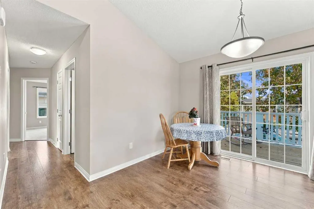 75 Evansdale Way NW