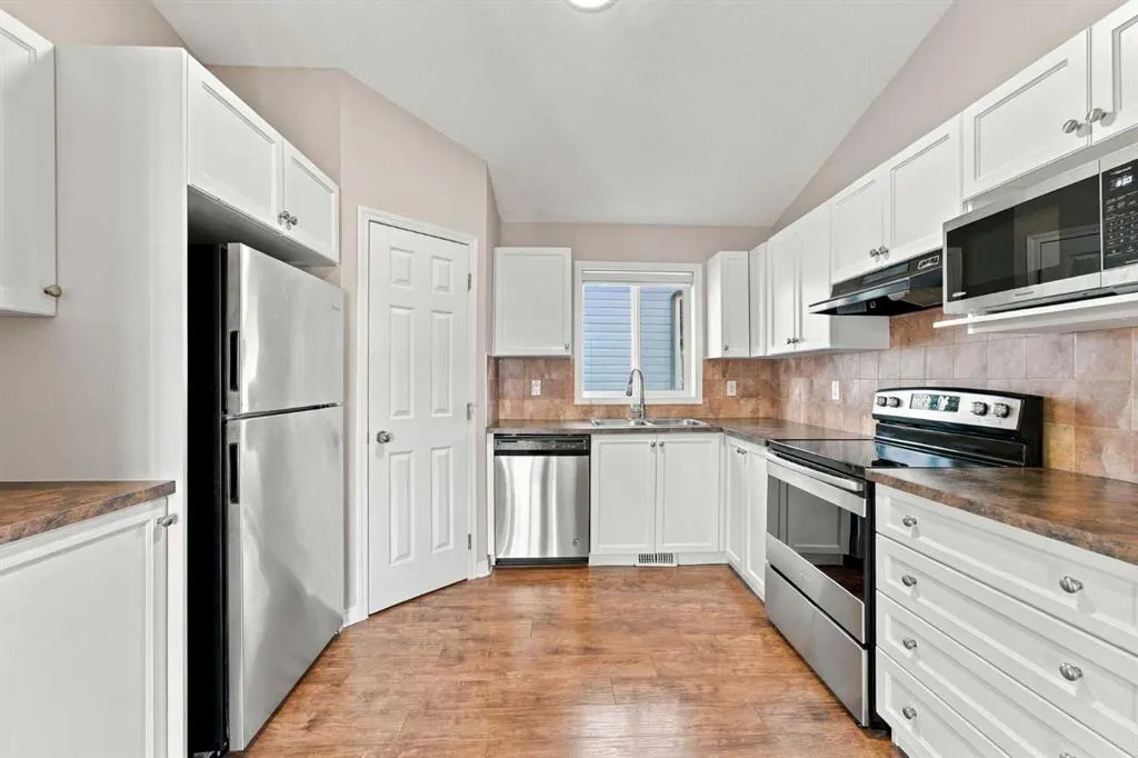 75 Evansdale Way NW