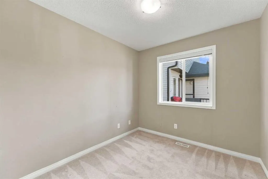 75 Evansdale Way NW