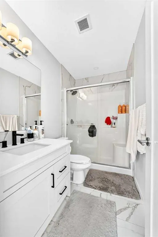 25 Walgrove Walk SE #110