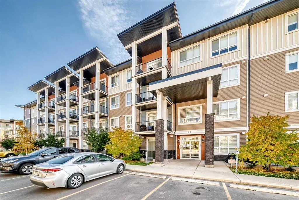 25 Walgrove Walk SE #110