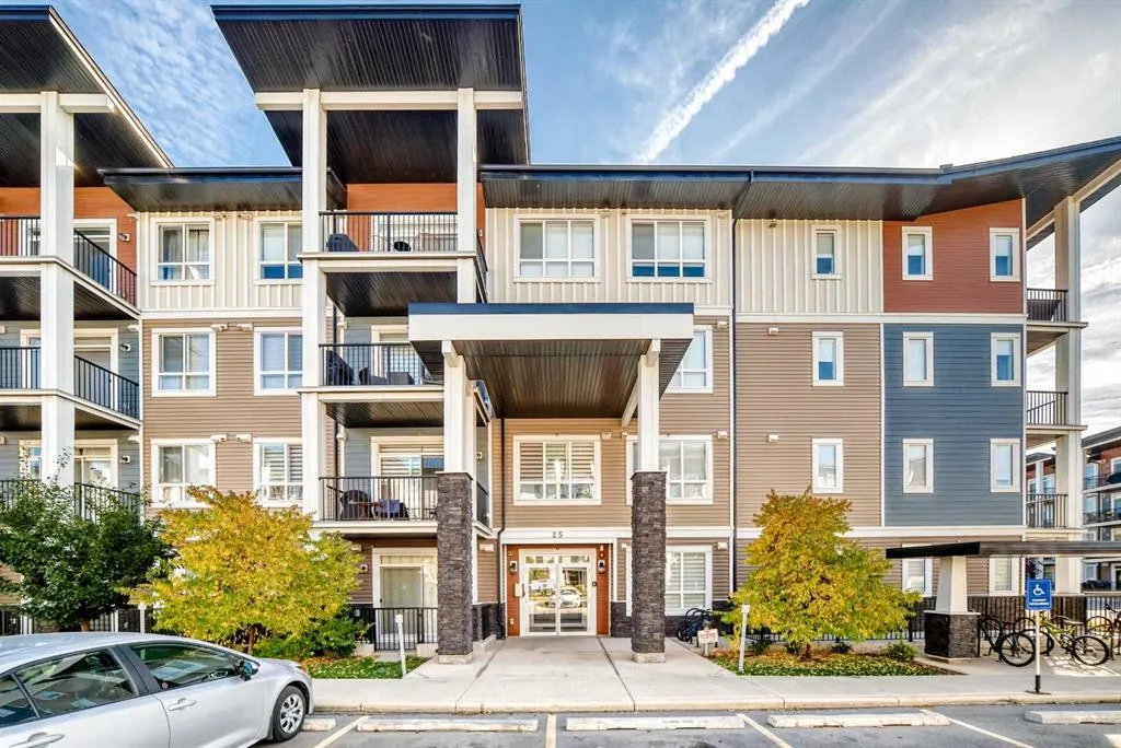 25 Walgrove Walk SE #110