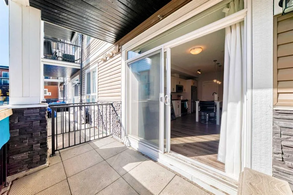 25 Walgrove Walk SE #110