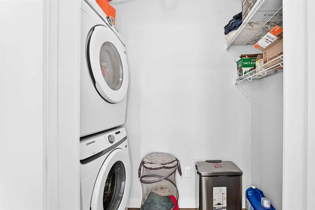 25 Walgrove Walk SE #110