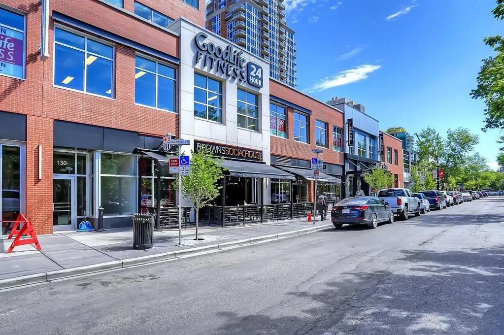 718 12 Avenue SW #708