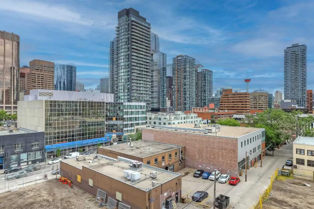 718 12 Avenue SW #708