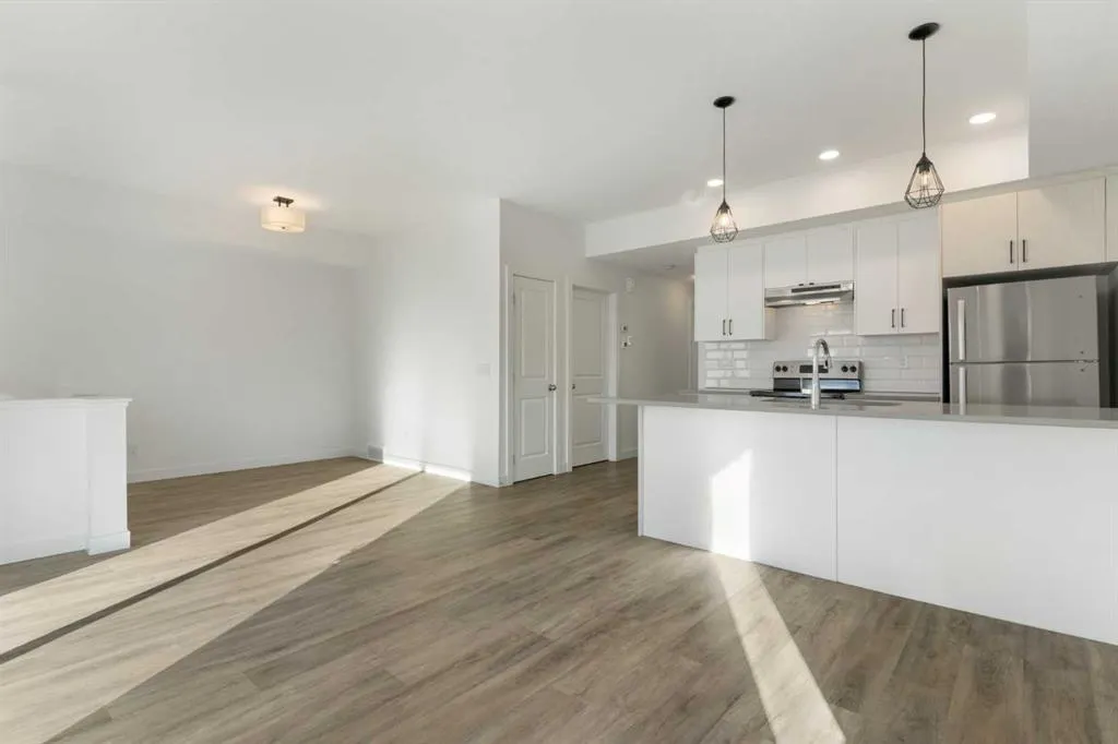 24 Rivercrest Drive #803