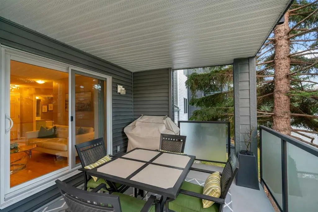 10 Sierra Morena Mews SW #215