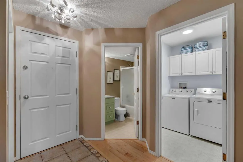 10 Sierra Morena Mews SW #215