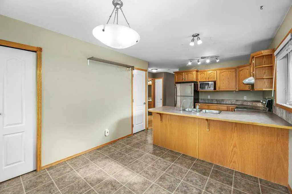 42 Kendrew Drive