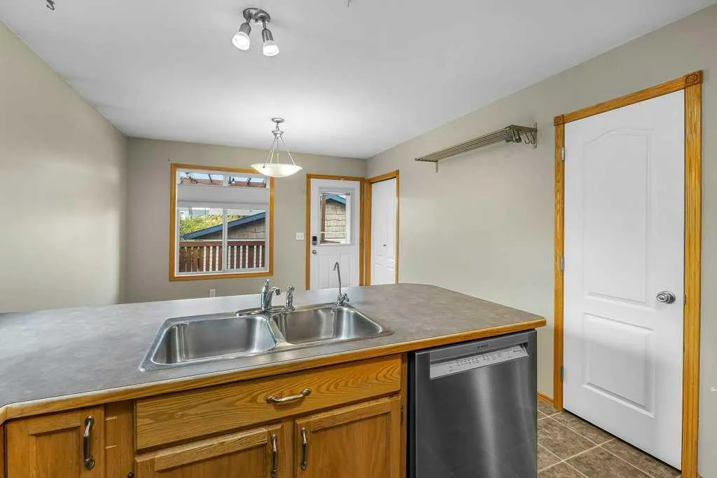 42 Kendrew Drive