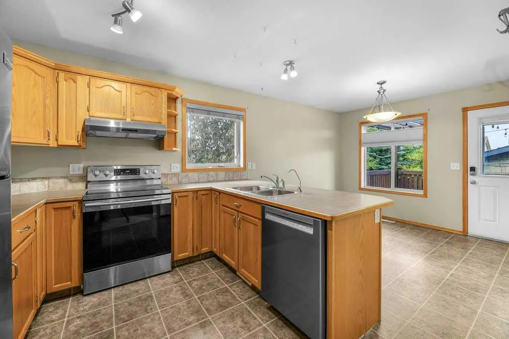 42 Kendrew Drive