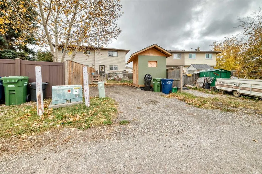 240 Jensen Drive NE