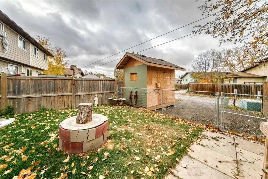 240 Jensen Drive NE