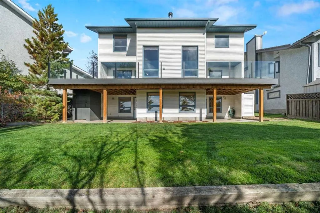 52 West Mitford Crescent
