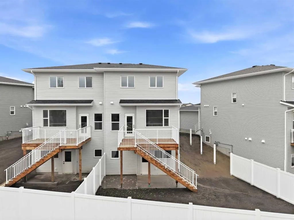 77 Pinnacle Close