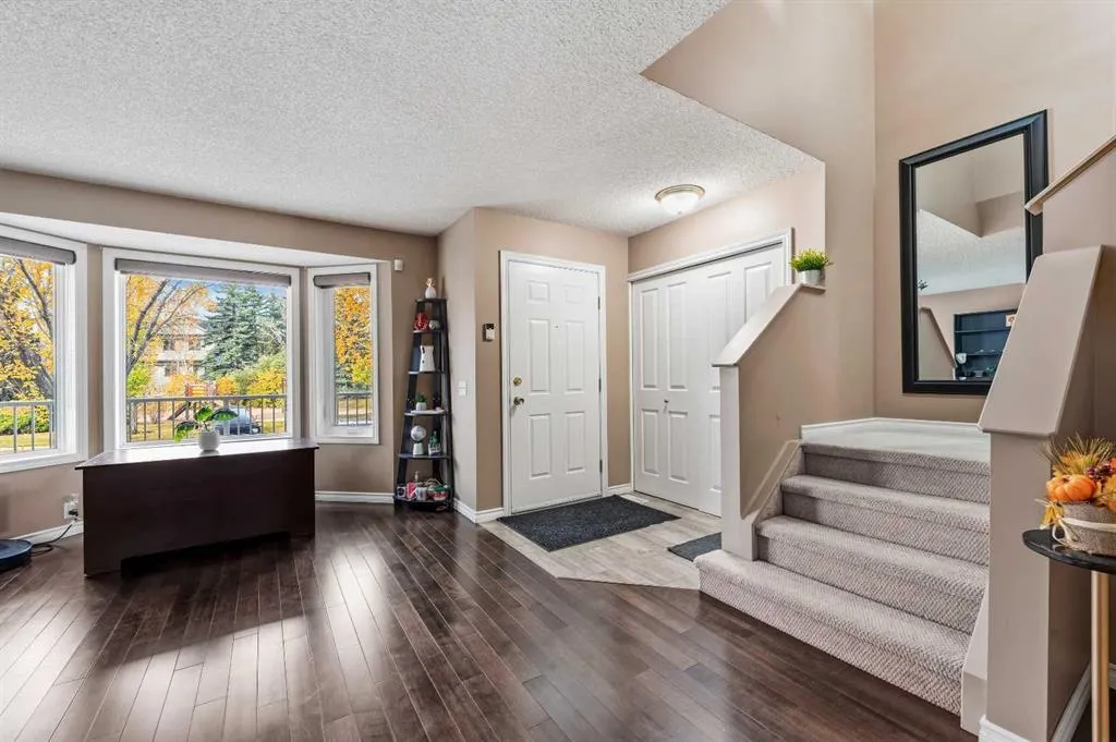10 Martin Crossing Court NE