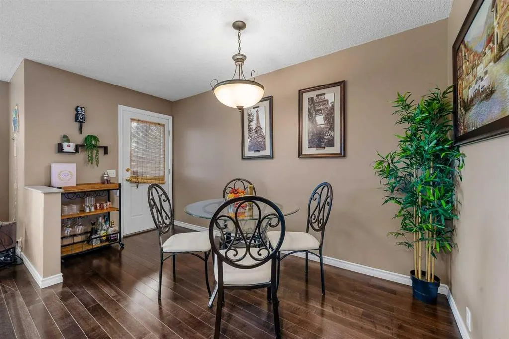 10 Martin Crossing Court NE