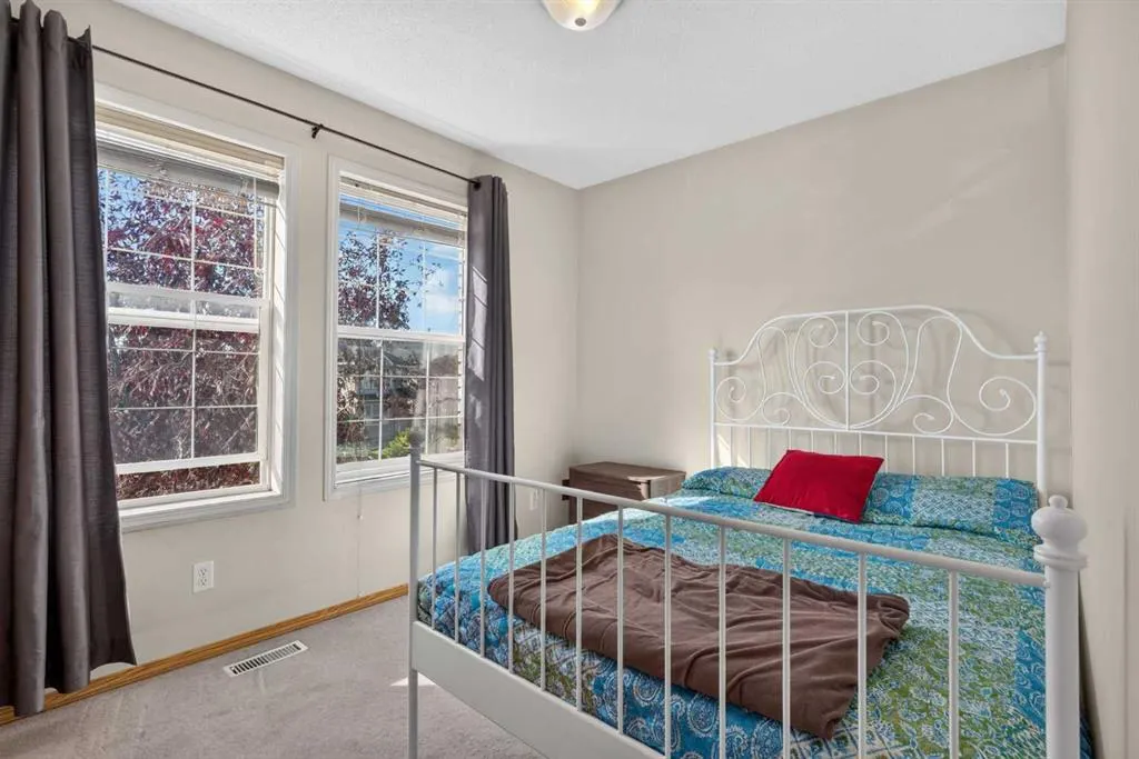 52 Citadel Forest Close NW