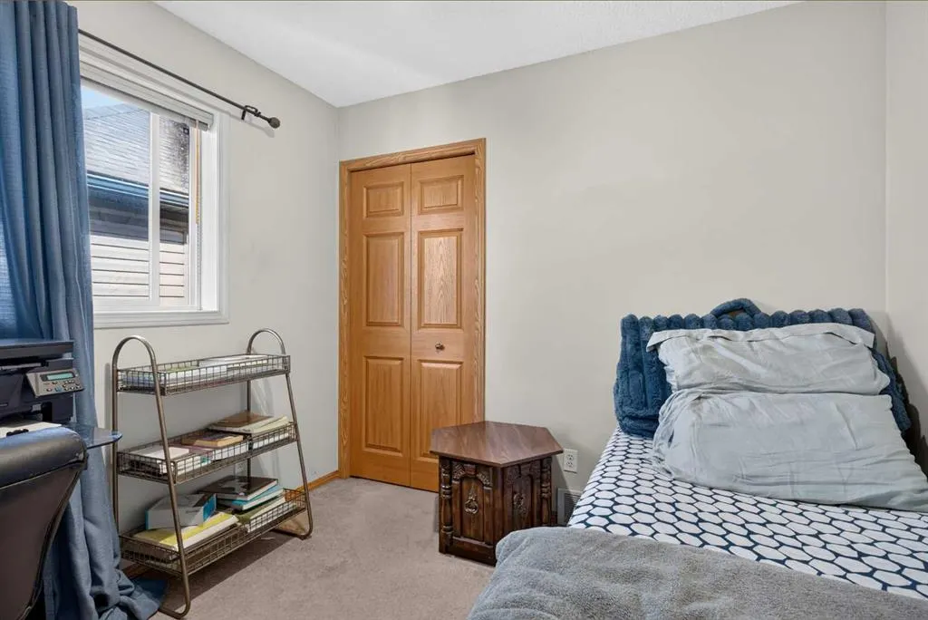 52 Citadel Forest Close NW