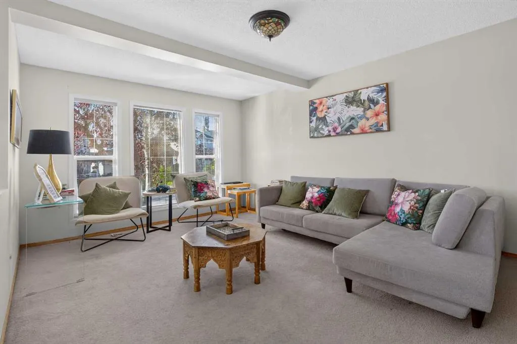 52 Citadel Forest Close NW