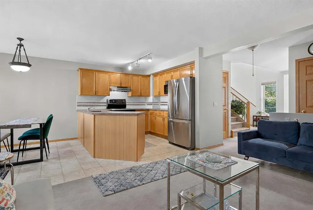 52 Citadel Forest Close NW