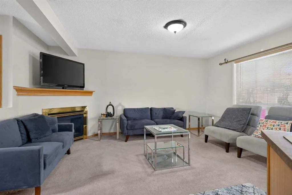 52 Citadel Forest Close NW