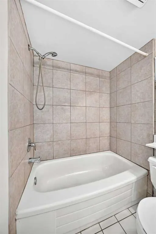 537 14 Avenue SW #306