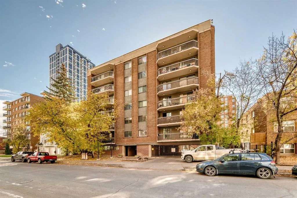 537 14 Avenue SW #306