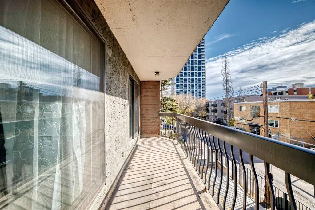 537 14 Avenue SW #306