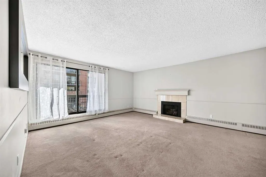 537 14 Avenue SW #306