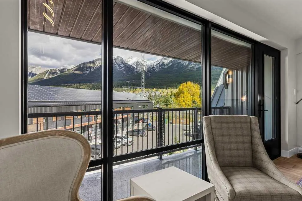 1 Industrial Place #304A