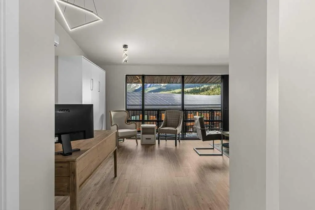 1 Industrial Place #304A