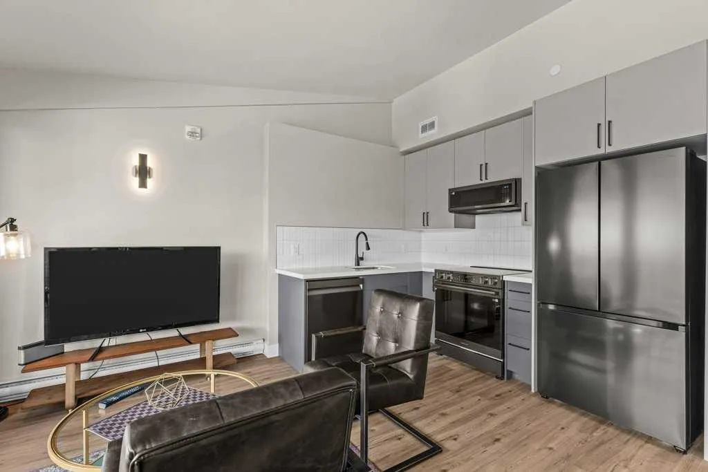 1 Industrial Place #304A