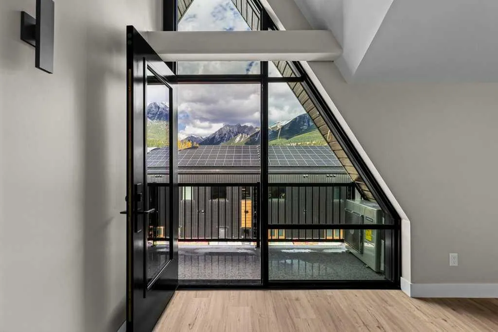 1 Industrial Place #302A