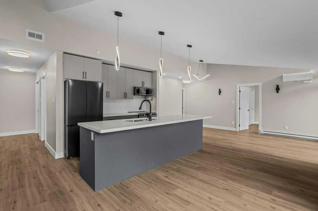 1 Industrial Place #302A