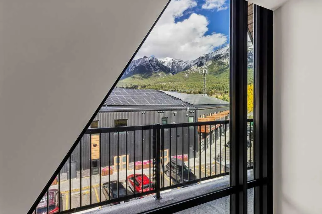 1 Industrial Place #302A
