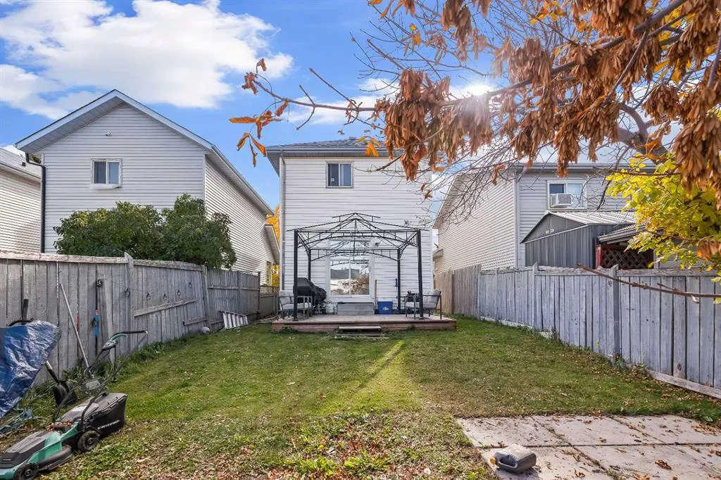 70 Dovercliffe Way