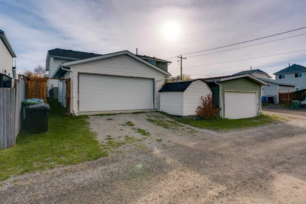 15 Rivercrest Way SE
