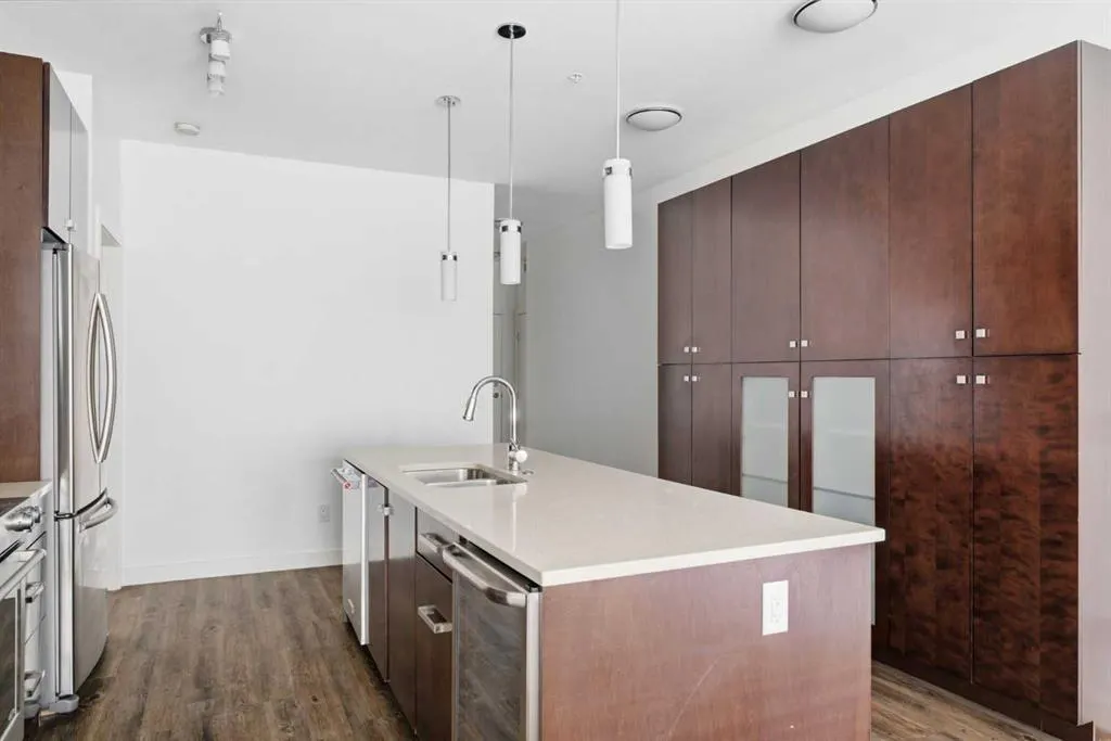 1720 10 Street SW #209