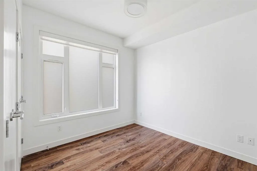 1720 10 Street SW #209