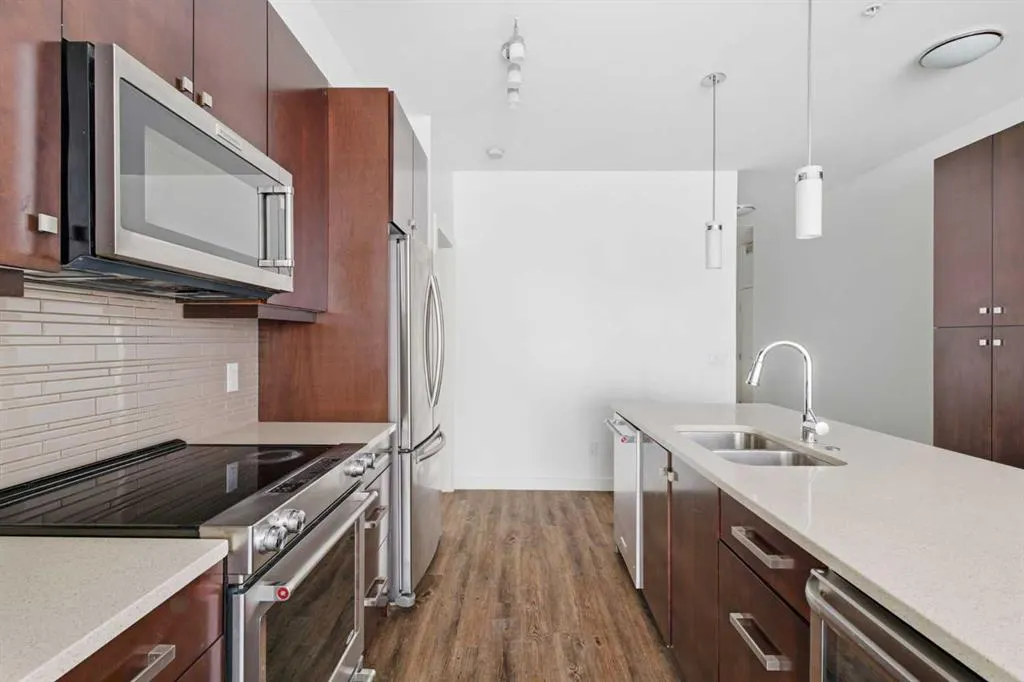 1720 10 Street SW #209