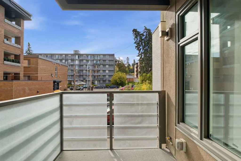 1720 10 Street SW #209