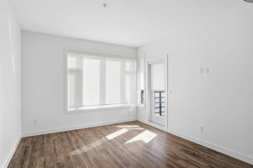 1720 10 Street SW #209