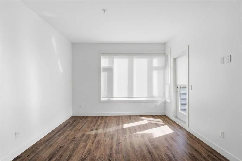 1720 10 Street SW #209