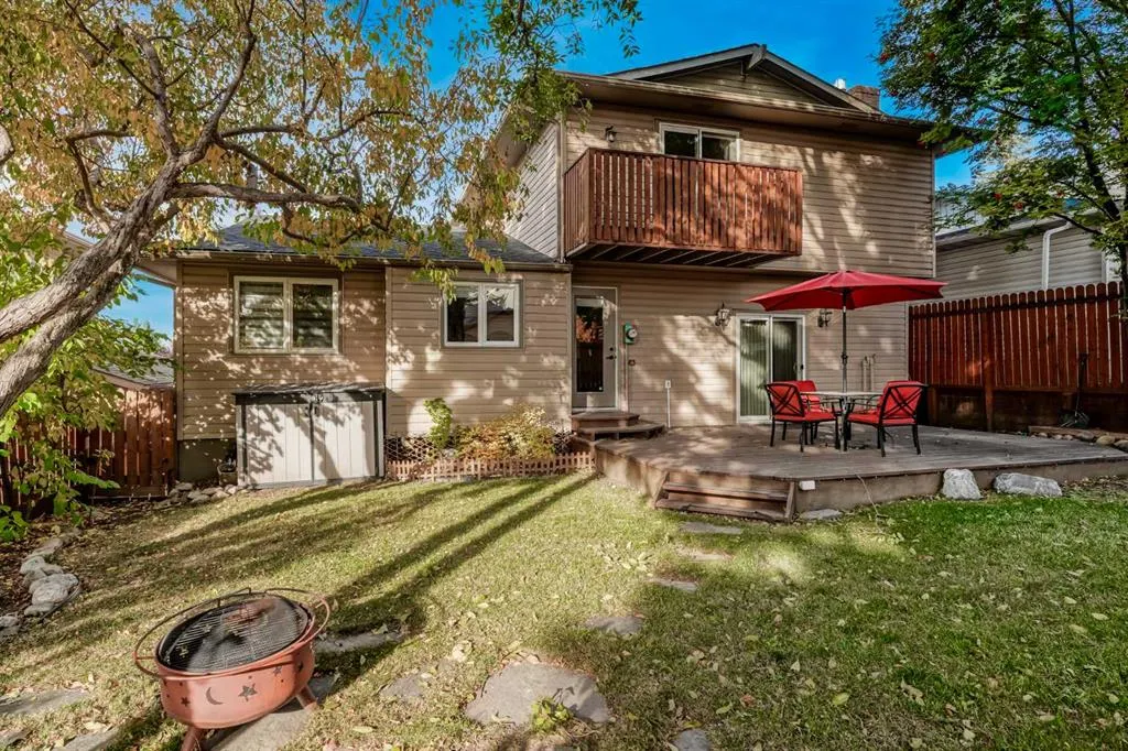 40 Silver Ridge Court NW