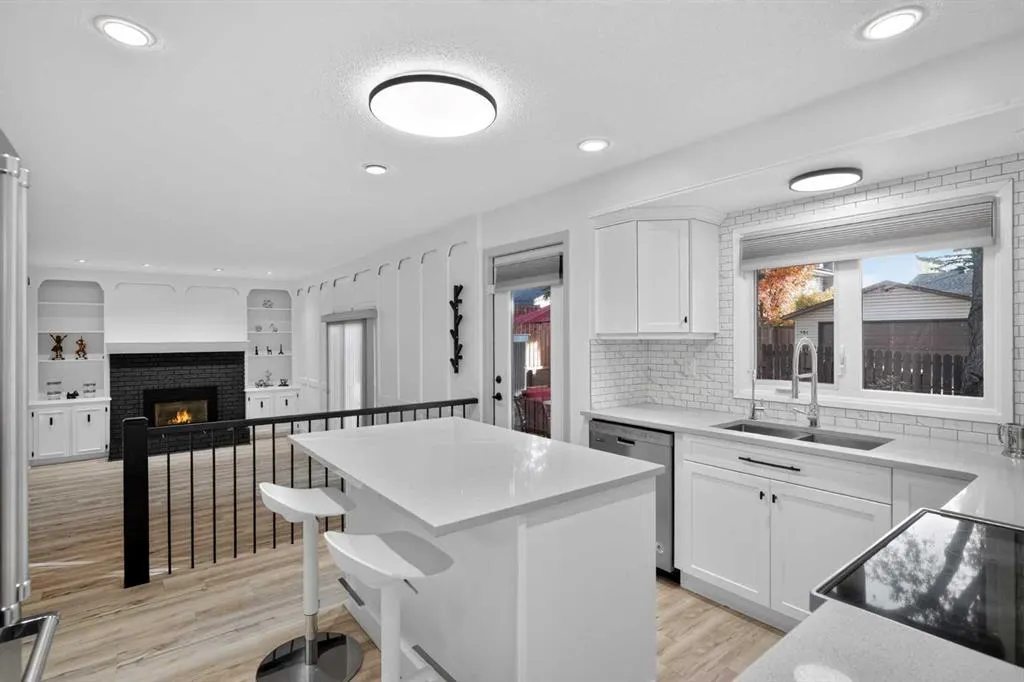 40 Silver Ridge Court NW