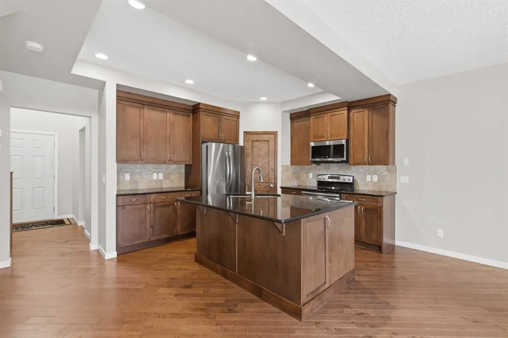 40 Panatella Mews NW